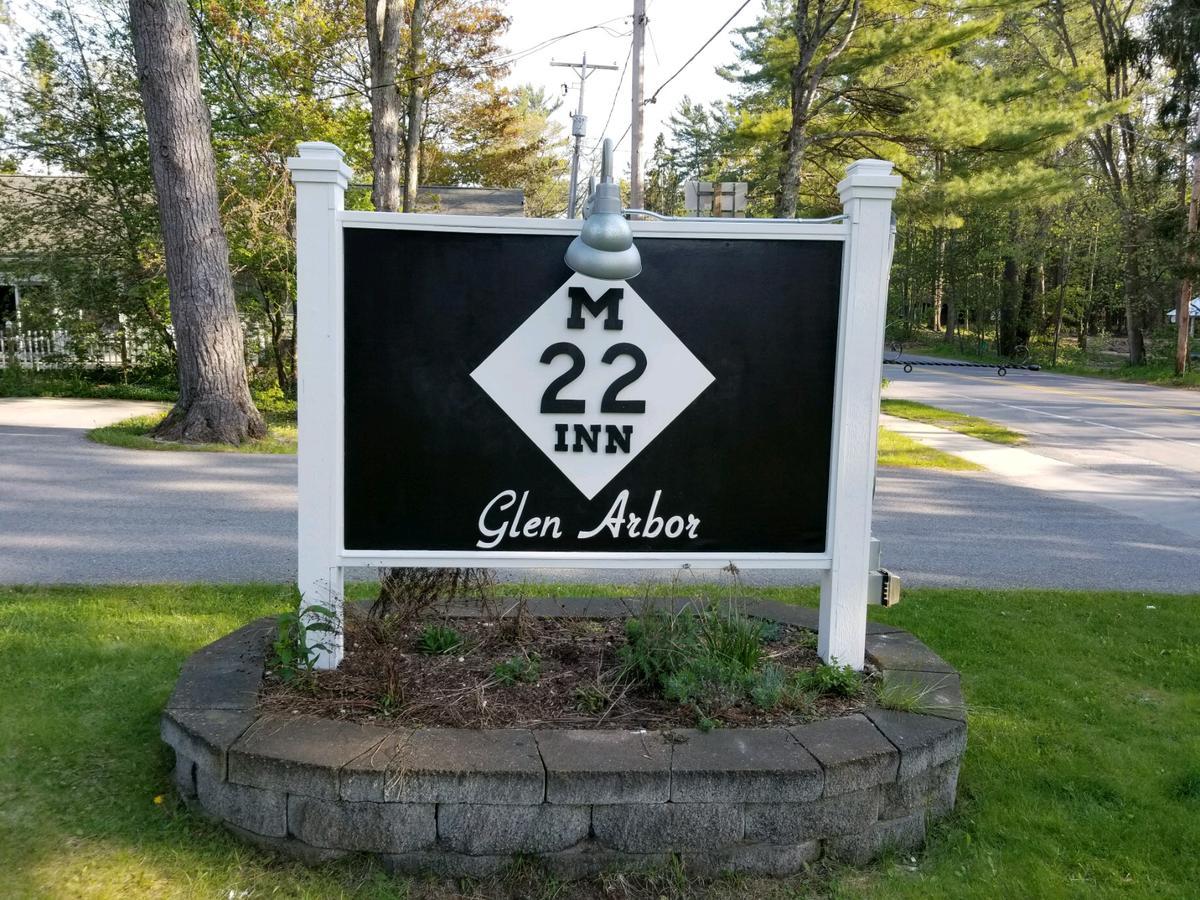 The M-22 Inn Glen Arbor Exterior foto